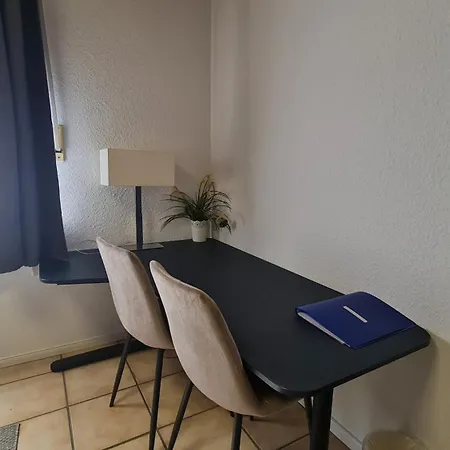 Pensión Monteurzimmer Zimmer#6 3*