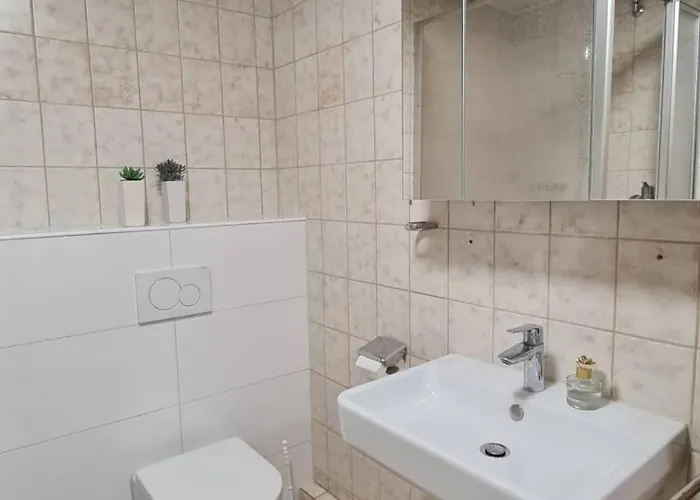 Гостевой дом Gaestehaus Monteurzimmer #6 Eigenes Bad Parkplatz