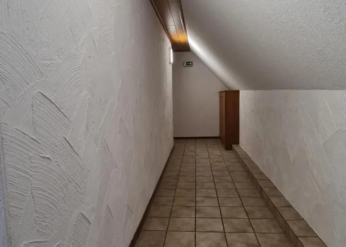 Gaestehaus Monteurzimmer #6 Eigenes Bad Parkplatz 3* Jülich